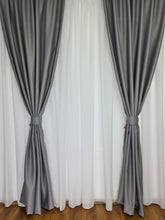 Set perdea nesifonabila din in cristal cu draperie simpla gri 100% blackout, model Silvia - CASABLANCA Set perdea nesifonabila din in cristal cu draperie simpla gri 100% blackout, model Silvia CASABLANCA  385.00 CASABLANCA  CASABLANCA